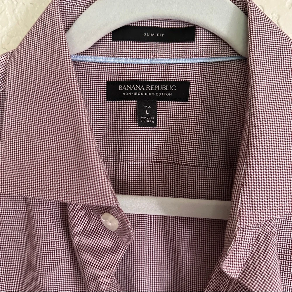 Banana Republic Men's Dress Shirt‎ Non-Iron Burgundy Red Checked Button Down LT